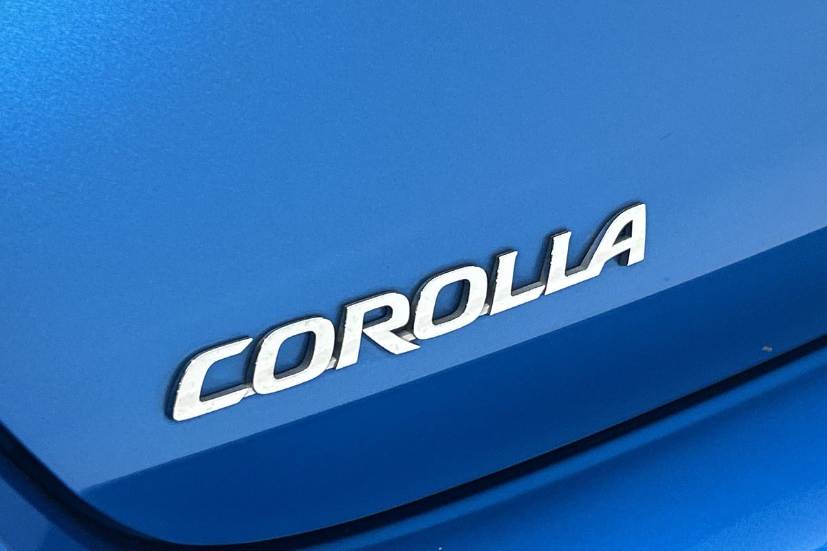 2018 Toyota Corolla Hybrid ZWE186R