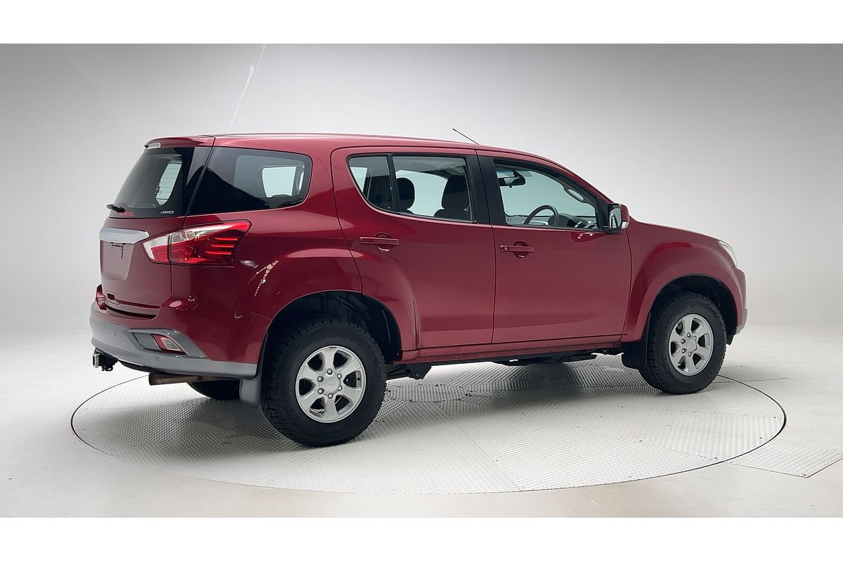 2020 Isuzu MU-X LS-M