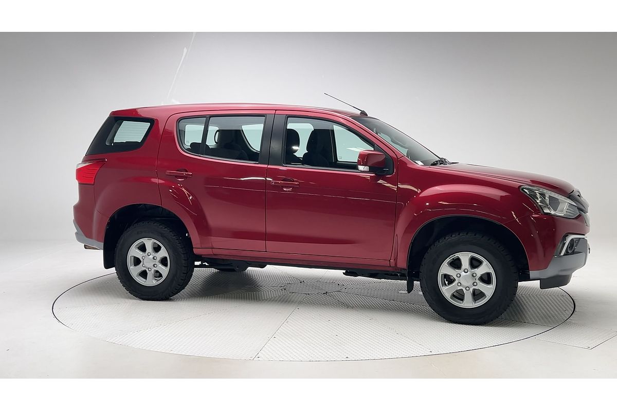 2020 Isuzu MU-X LS-M