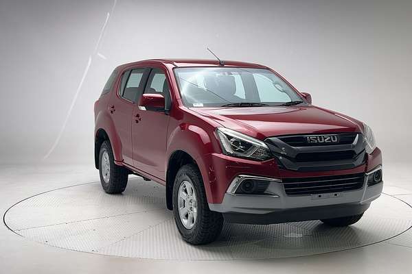 2020 Isuzu MU-X LS-M