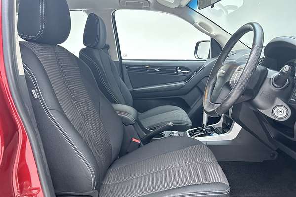 2020 Isuzu MU-X LS-M