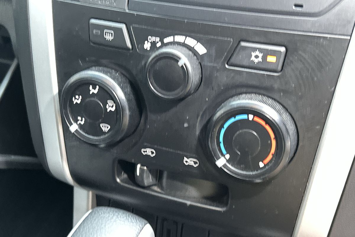 2020 Isuzu MU-X LS-M