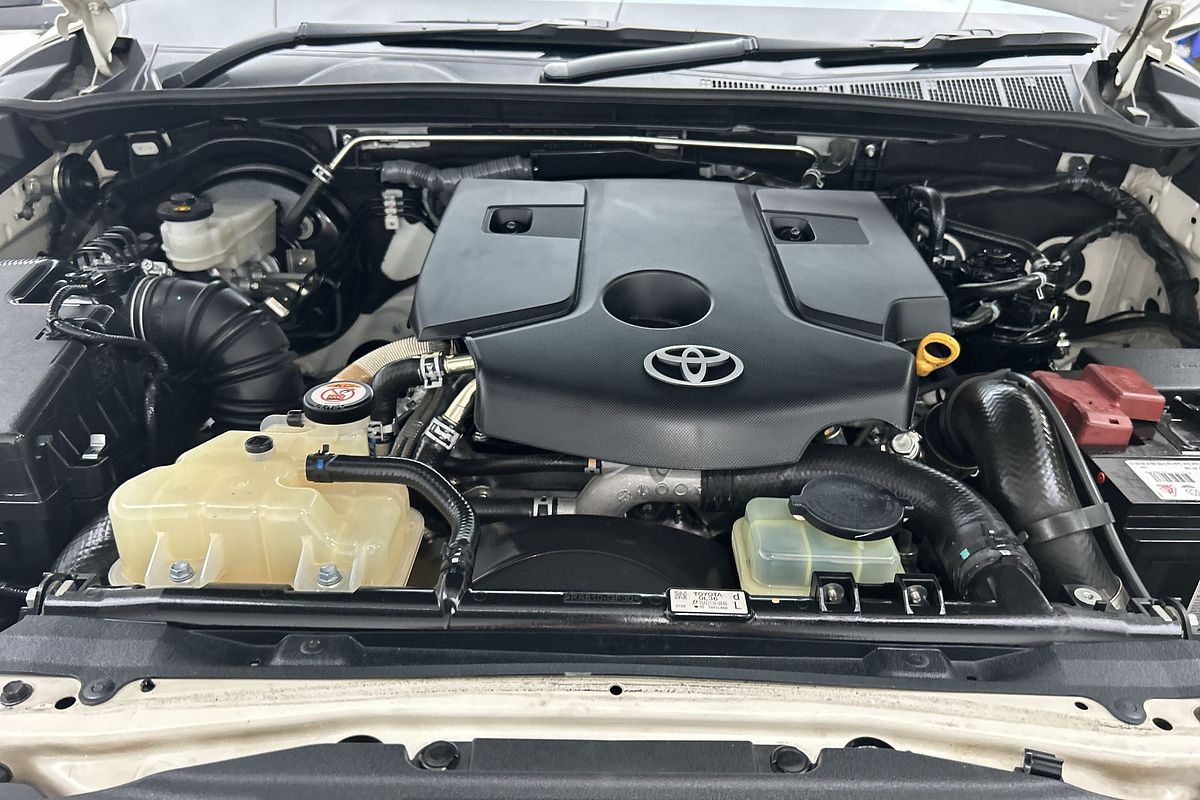 2021 Toyota Hilux SR5 GUN126R 4X4