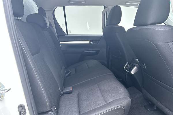 2021 Toyota Hilux SR5 GUN126R 4X4