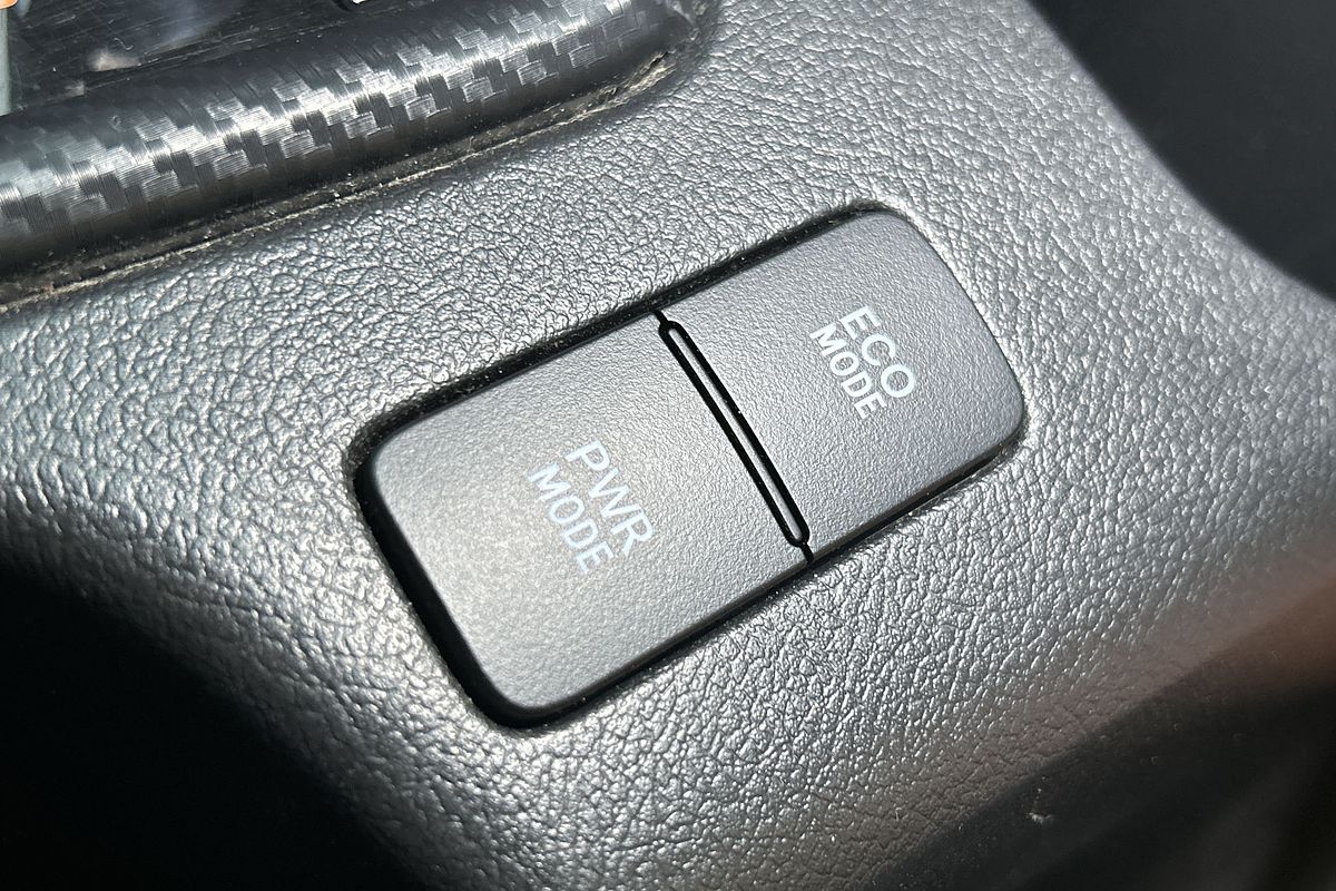 2021 Toyota Hilux SR5 GUN126R 4X4