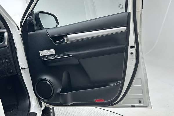 2021 Toyota Hilux SR5 GUN126R 4X4