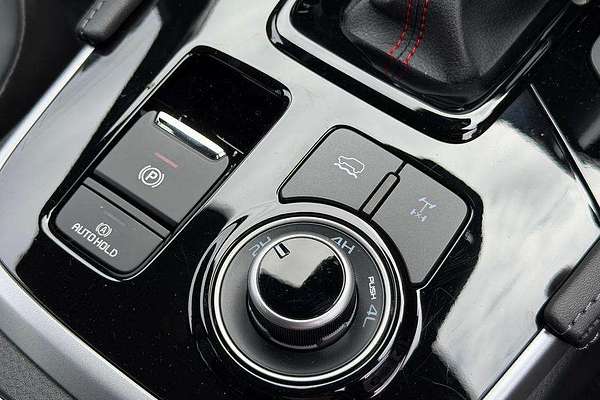 2025 Isuzu MU-X X-TERRAIN