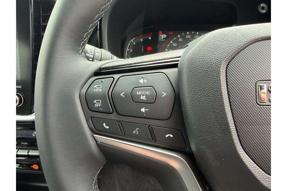 2025 Isuzu MU-X X-TERRAIN