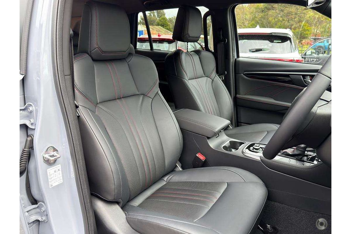 2025 Isuzu MU-X X-TERRAIN