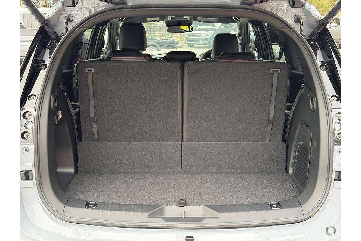 2025 Isuzu MU-X X-TERRAIN