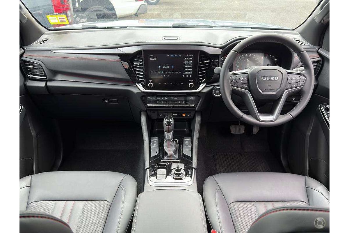 2025 Isuzu MU-X X-TERRAIN