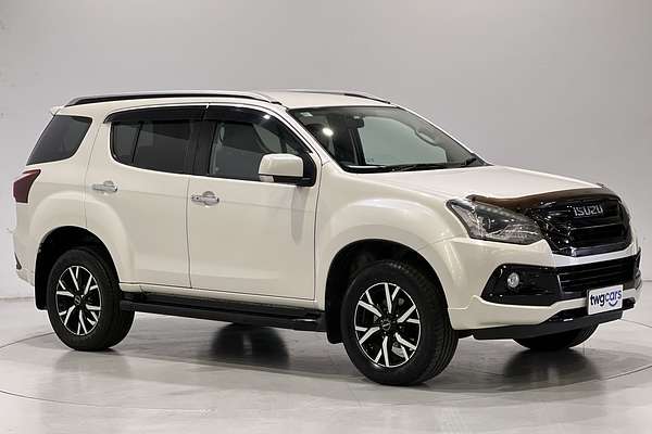 2020 Isuzu MU-X LS-T
