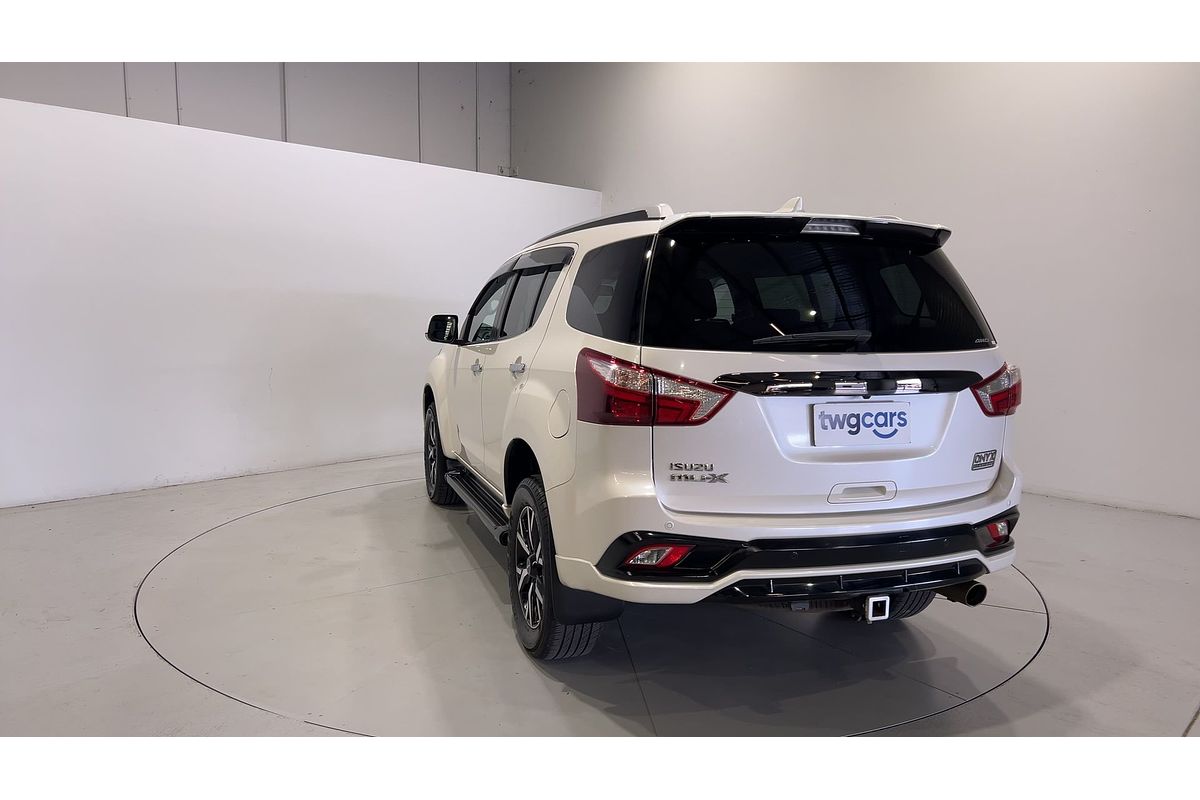 2020 Isuzu MU-X LS-T