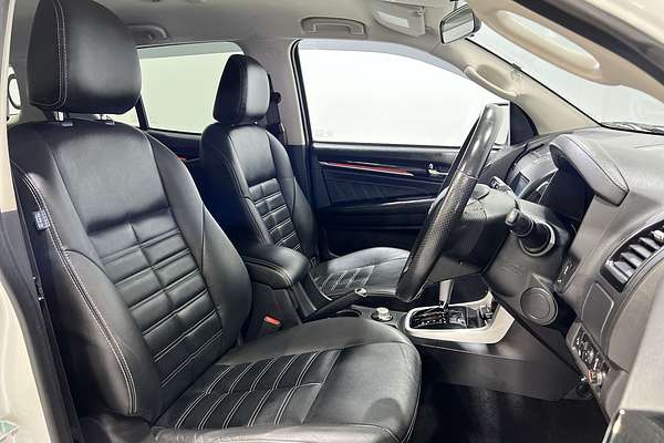 2020 Isuzu MU-X LS-T