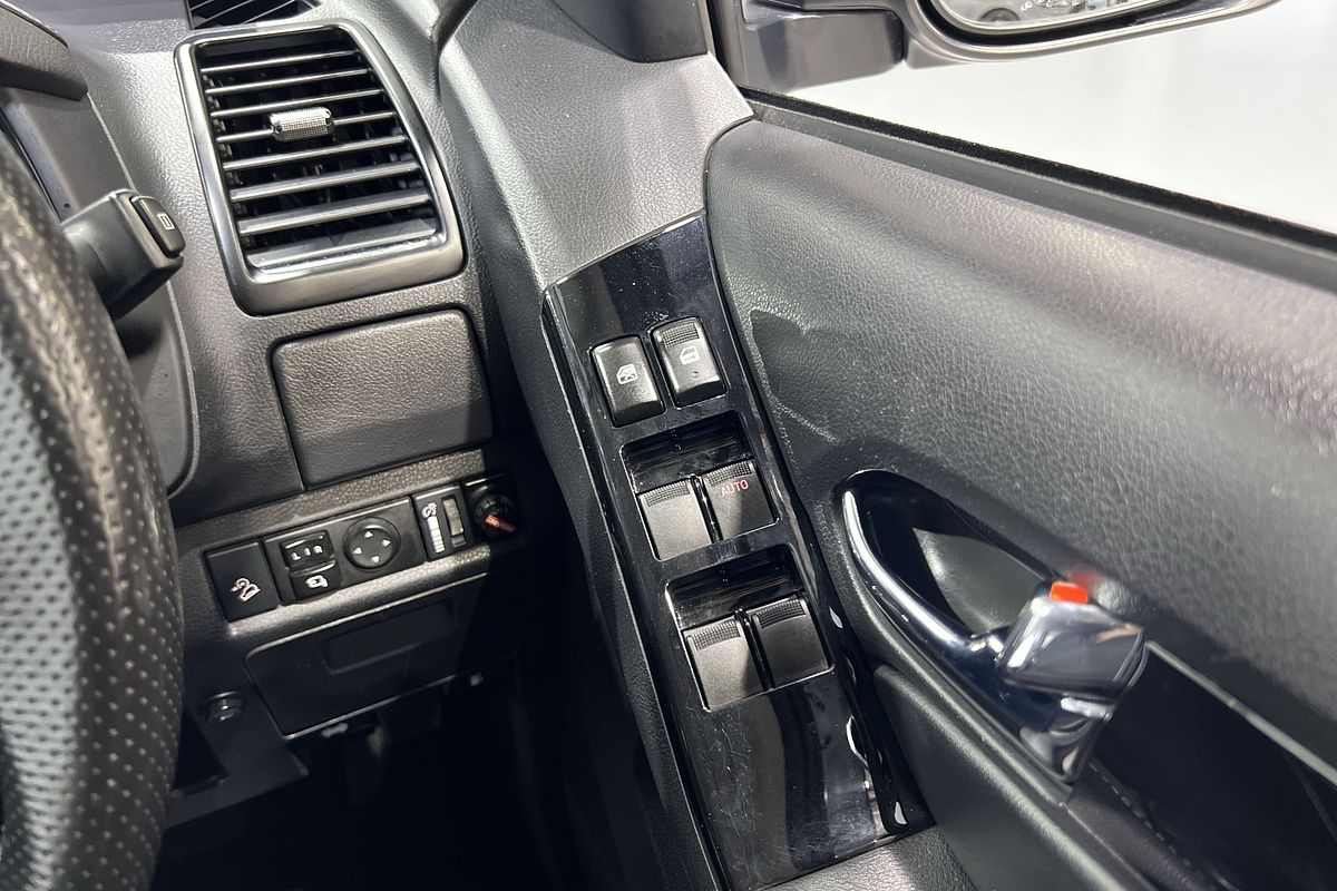 2020 Isuzu MU-X LS-T