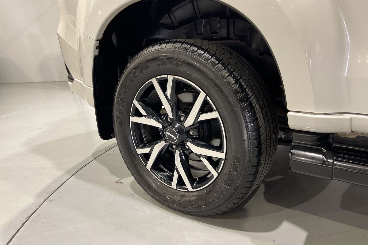 2020 Isuzu MU-X LS-T