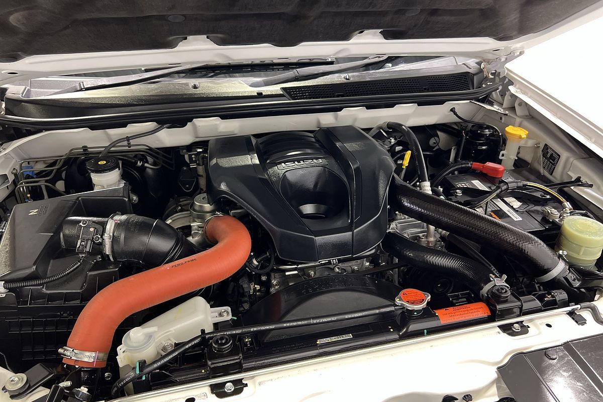 2020 Isuzu MU-X LS-T