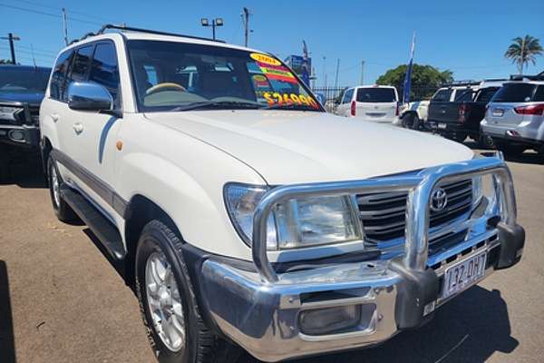 2004 Toyota Landcruiser Sahara UZJ100R