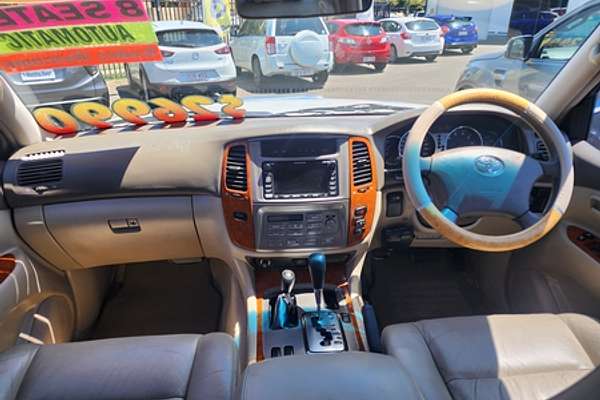 2004 Toyota Landcruiser Sahara UZJ100R