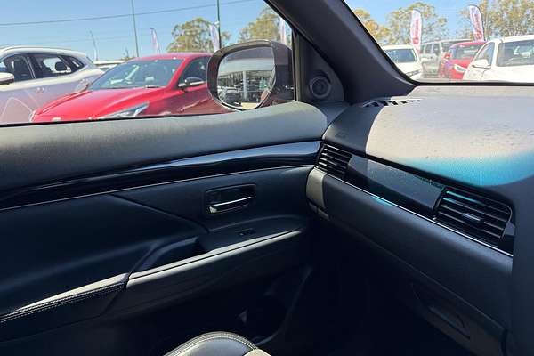 2019 Mitsubishi Outlander Black Edition ZL