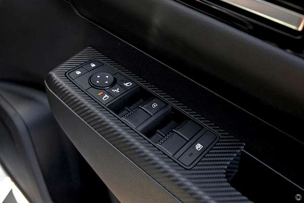 2025 Mitsubishi Triton GLS MV