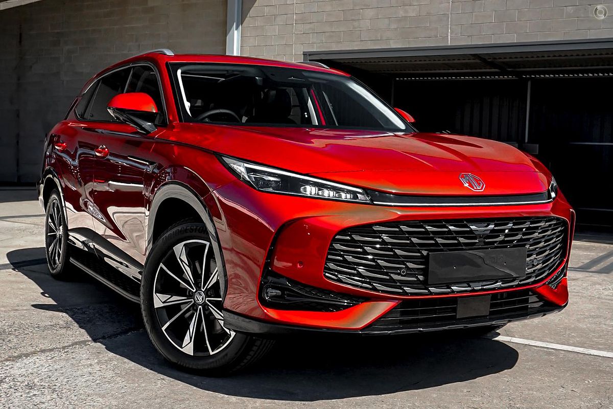 2025 MG HS Super Hybrid Essence AS33P