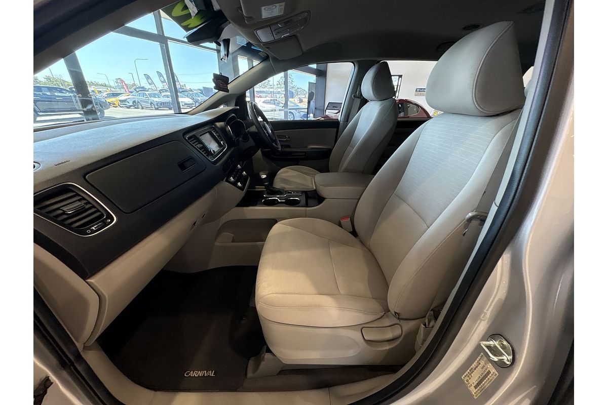 2020 Kia Carnival S YP