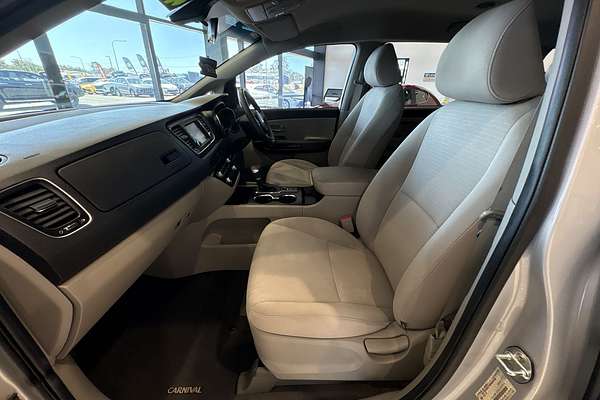2020 Kia Carnival S YP