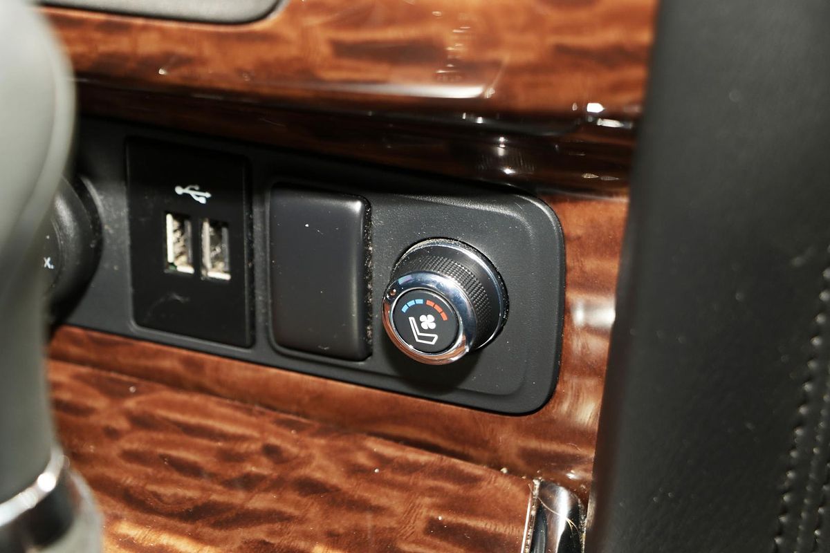 2023 Nissan Patrol Ti-L Y62