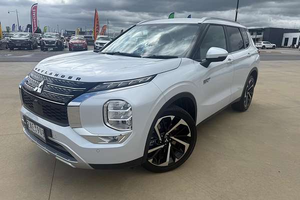 2024 Mitsubishi Outlander PHEV Aspire ZM