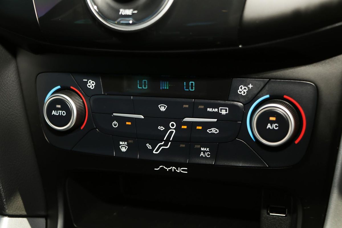 2018 Ford Focus Titanium LZ