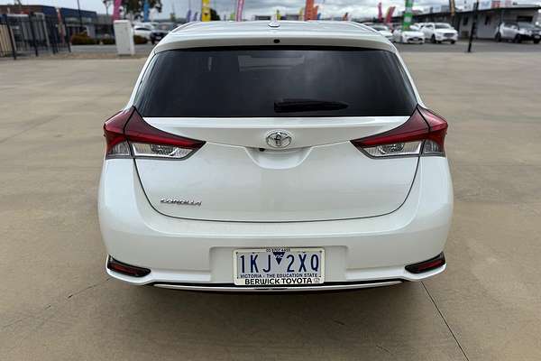 2017 Toyota Corolla Ascent Sport ZRE182R