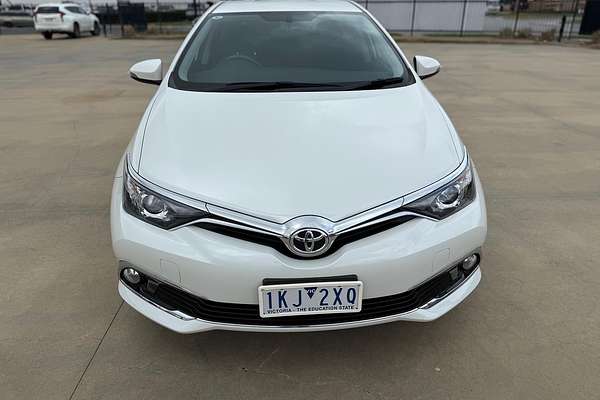 2017 Toyota Corolla Ascent Sport ZRE182R