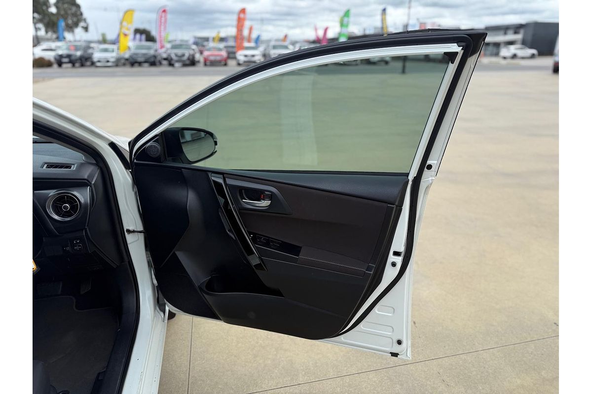 2017 Toyota Corolla Ascent Sport ZRE182R