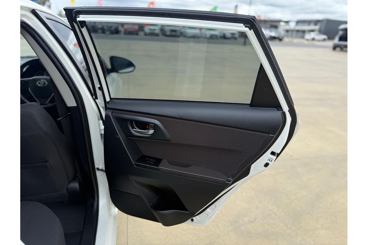 2017 Toyota Corolla Ascent Sport ZRE182R