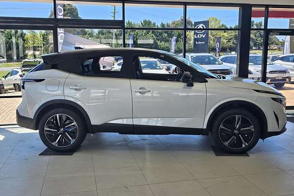 2024 Nissan QASHQAI Ti J12