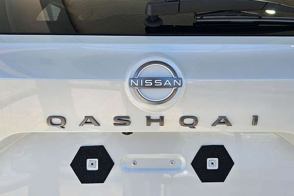 2024 Nissan QASHQAI Ti J12