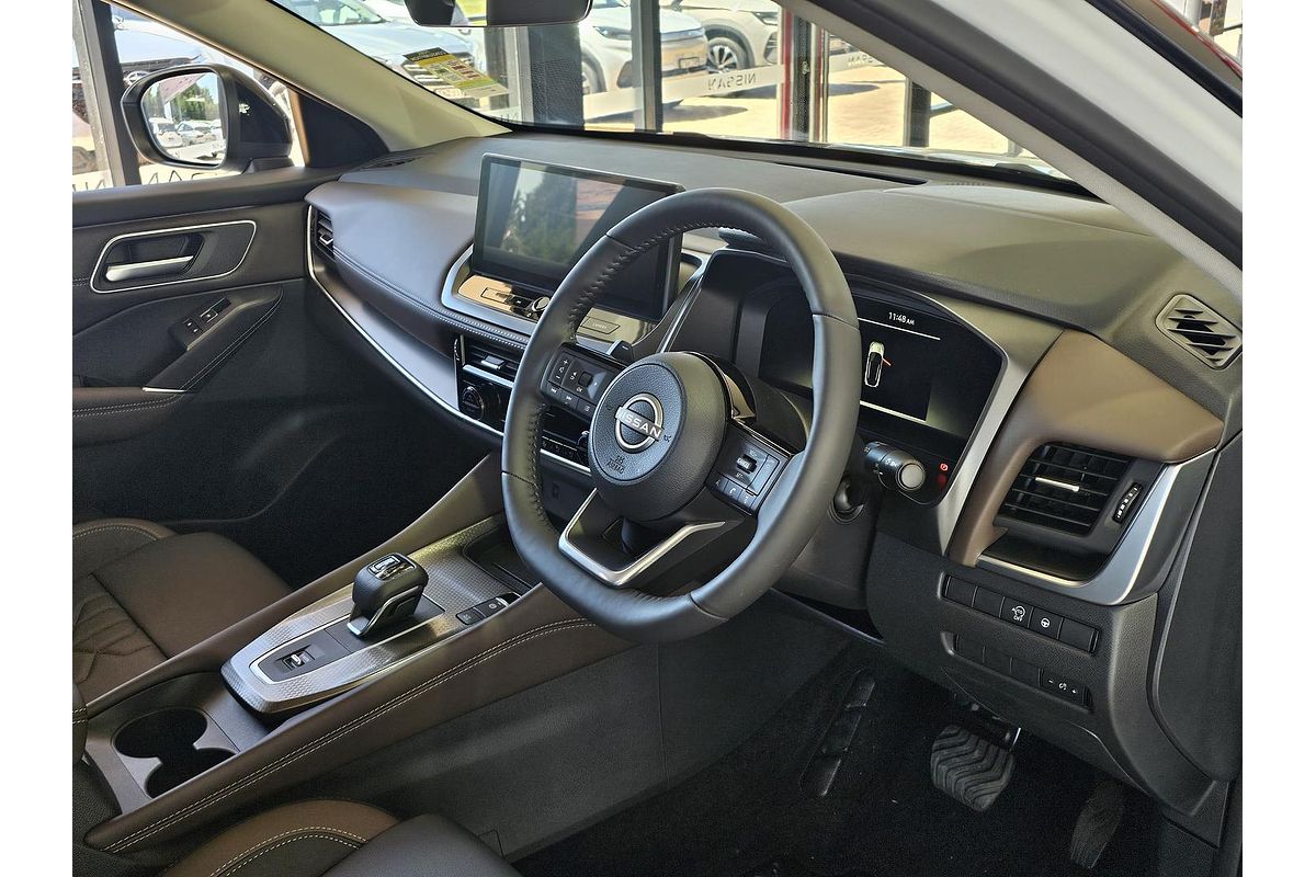 2024 Nissan QASHQAI Ti J12