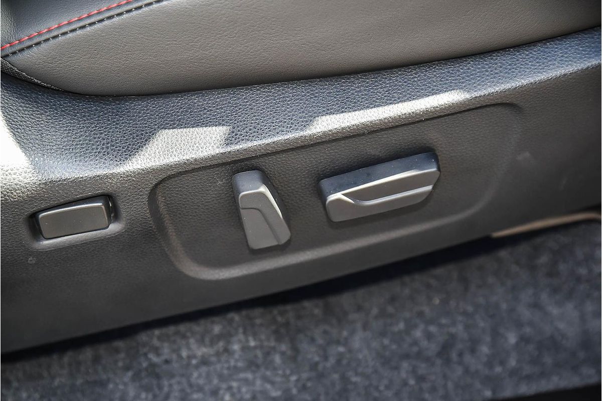 2025 Isuzu D-MAX X-TERRAIN 4X4