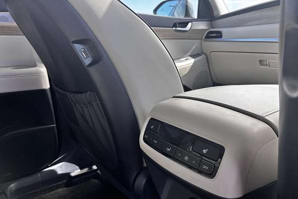 2020 Hyundai Palisade Highlander LX2.V1