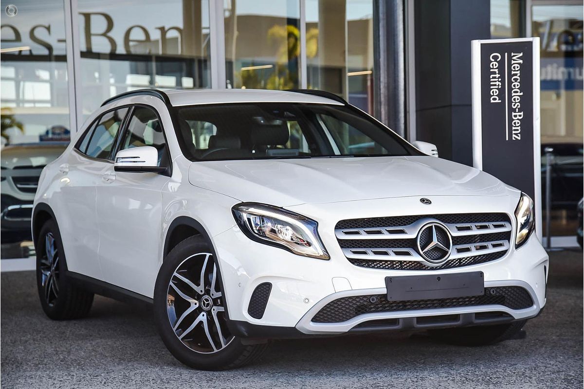 2017 Mercedes-Benz GLA-Class GLA180 X156