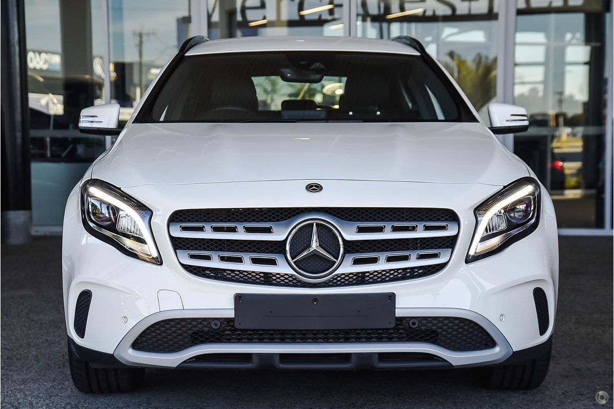 2017 Mercedes-Benz GLA-Class GLA180 X156