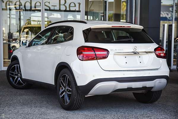 2017 Mercedes-Benz GLA-Class GLA180 X156