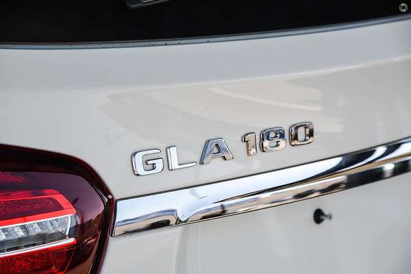 2017 Mercedes-Benz GLA-Class GLA180 X156