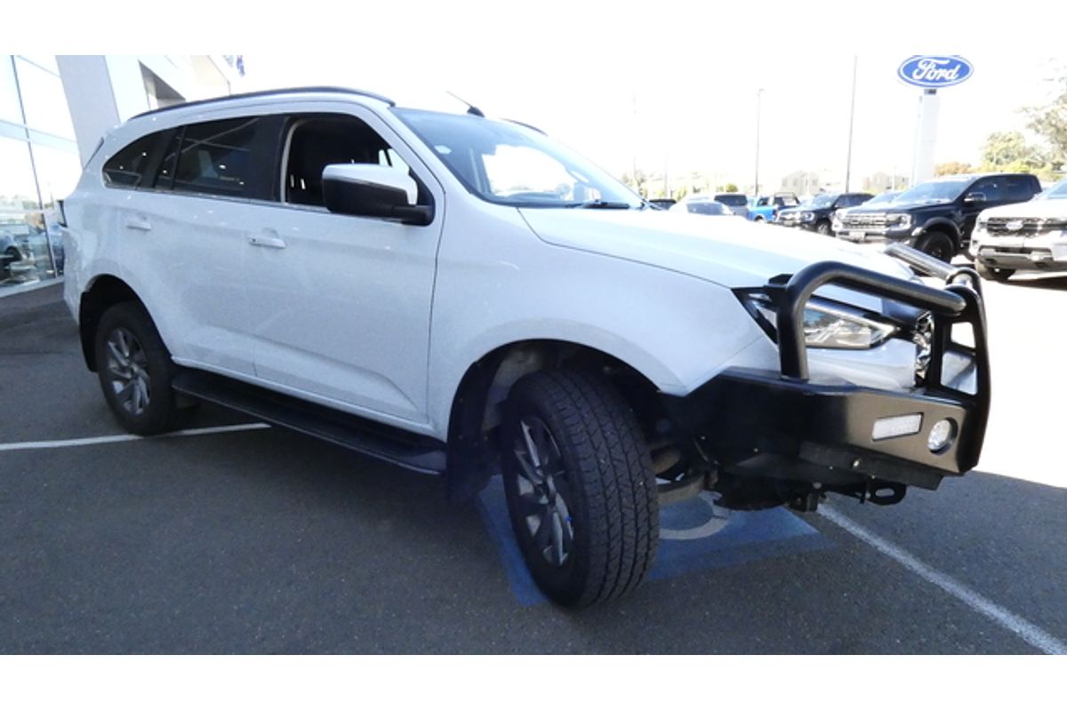 2023 Isuzu MU-X LS-U