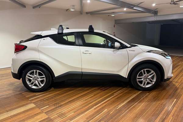2020 Toyota C-HR  NGX50R