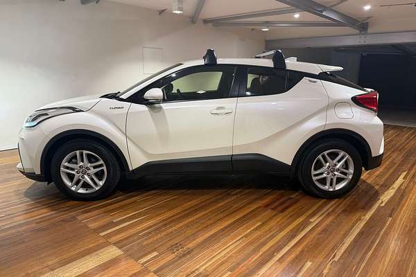2020 Toyota C-HR  NGX50R