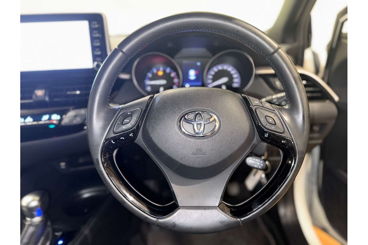 2020 Toyota C-HR  NGX50R
