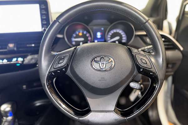 2020 Toyota C-HR  NGX50R