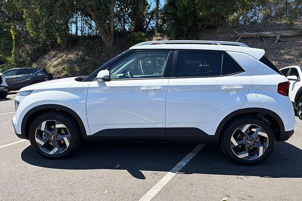 2025 Hyundai Venue Elite QX.V5
